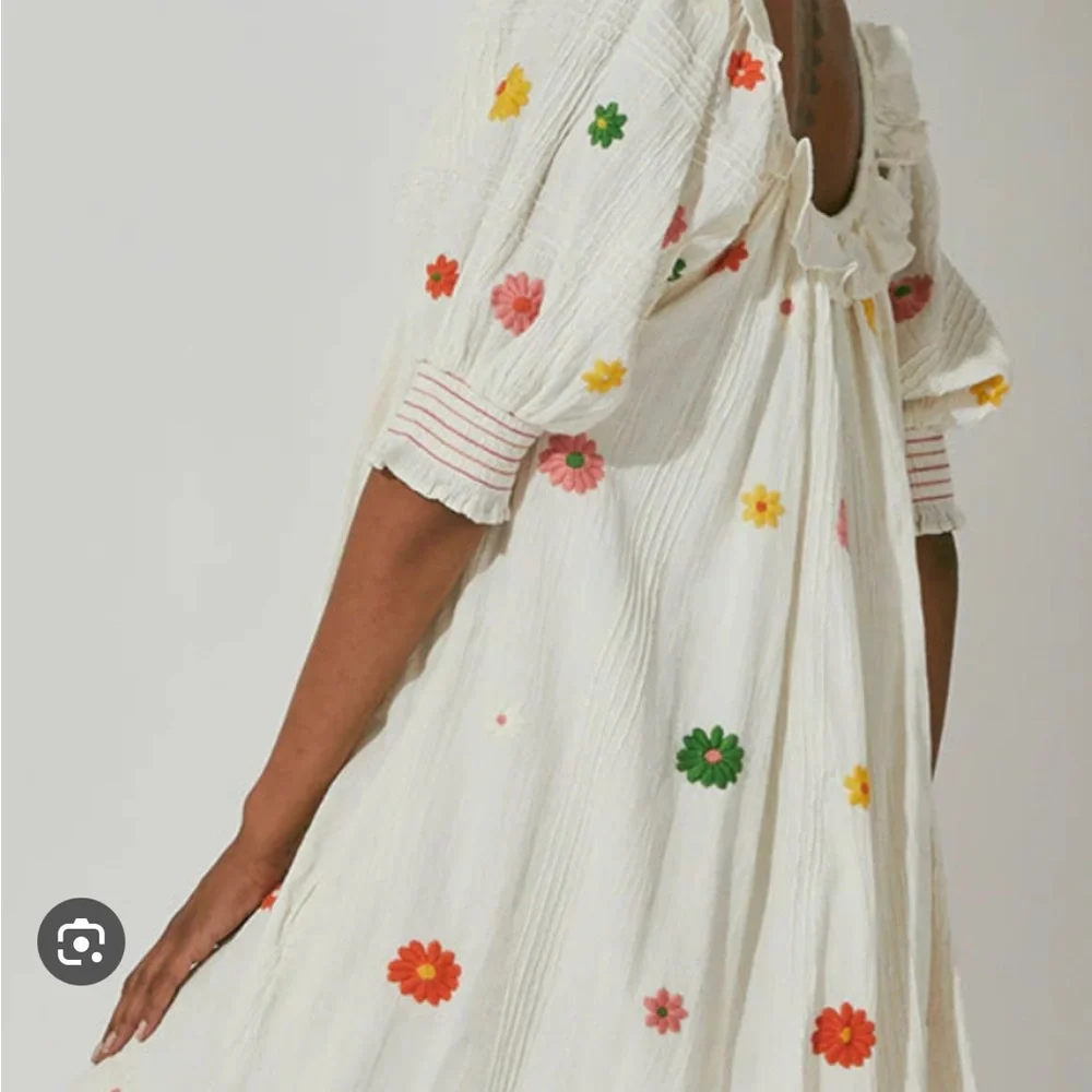 Cleobella Eleanor embroidered mini dress. Medium, new with tag. - Picture 2 of 4